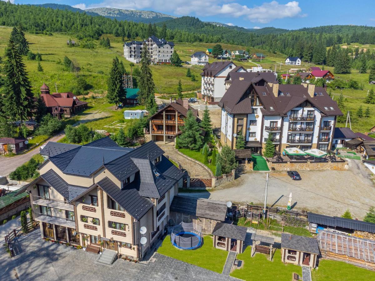 Guest House Turda Bukovel Exterior photo
