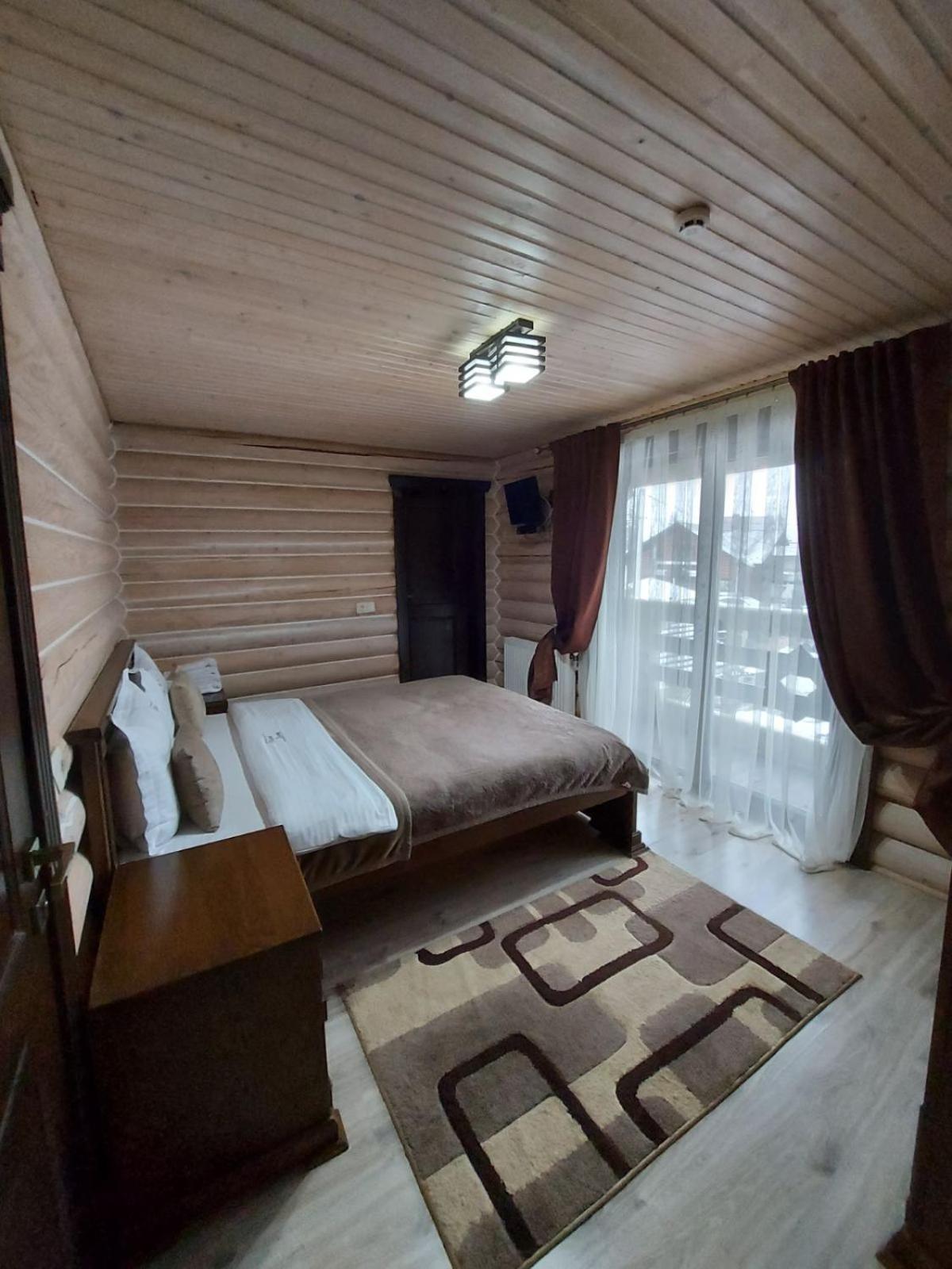 Guest House Turda Bukovel Exterior photo